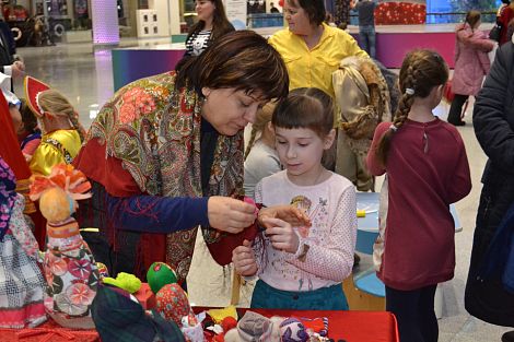 27 января 2017 – На волне доброты в ТРЦ Океания